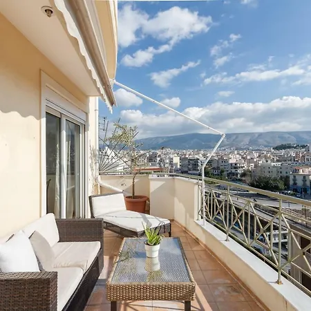 Апартаменты Urban Penthouse, Large Balconies & Acropolis View! *